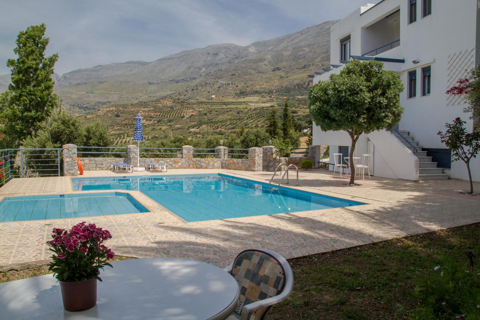 Plakias Villas Lefkogeia Exterior photo
